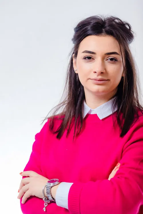 Alexandra Constantin, Educatoare